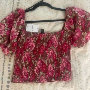 Smocked floral print puff sleeve top